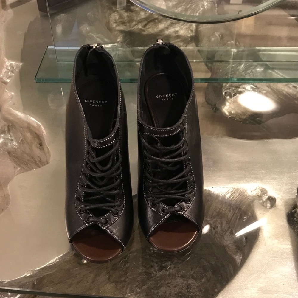 GIVENCHY CORSET BOOTIES